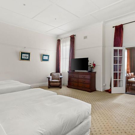 The Robertson Hotel Buitenkant foto