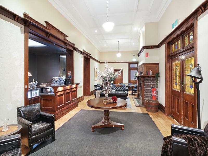 The Robertson Hotel Buitenkant foto